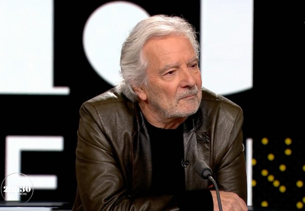 "Je me suis bourré la gueule avec ça" : Pierre Arditi sans filtre sur la période de sa vie où ses peurs ont dicté ses choix