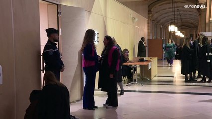 К срокам от 2 до 18 лет приговорил суд присяжных 8 обвиняемых в причастности к теракту в Ницце