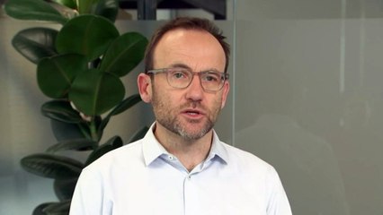 Greens push for power bills feeze and cleaner energy