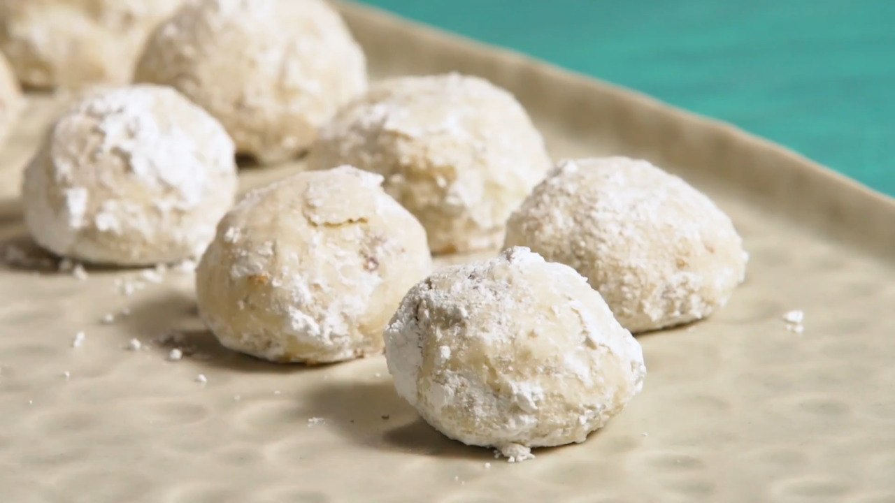 How to Make Snowballs