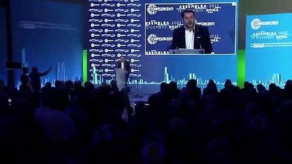 Salvini: "Pagare il caffè con bancomat? Mi rifiuto, io per la libertà" - Video