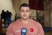 Milli güreşçi Kayaalp, Yozgat Güreş Eğitim Merkezi'ni ziyaret etti