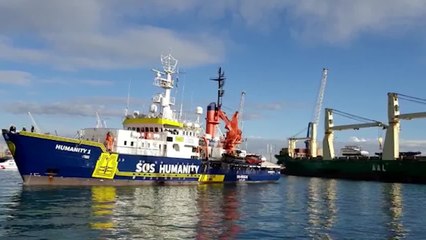 Migranti, Humanity 1 arrivata nel porto di Bari