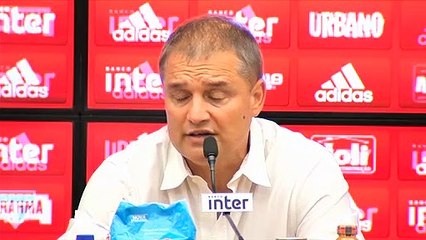 Coletiva do técnico Aguirre depois do empate diante do Atlético-PR