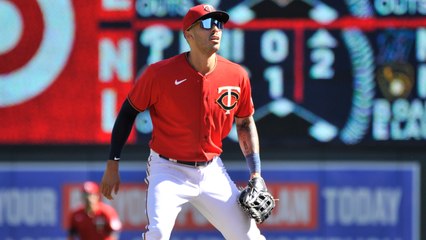 The Giants Need To Sign Carlos Correa Sooner Rather Then Later!