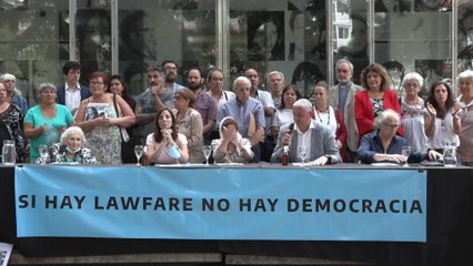 Grupos de DD.HH que apoyan a Cristina Fernández advierten que "la democracia está en riesgo"