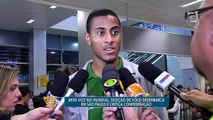 Seleção vice-campeã mundial desembarca em São Paulo
