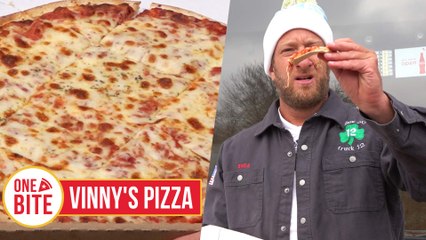 Barstool Pizza Review - Vinny's Pizza (DeKalb, IL)