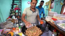Most Honest Man Making Chilli Soya Chunks Rs. 25_- Only l Nagpur Street Food