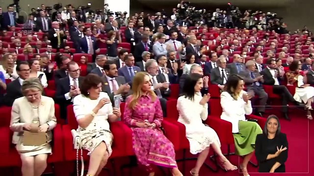 Lula chora, ataca Bolsonaro e aliados em diplomação: “Inimigos da democracia”