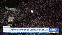 Multitudinario festejo en Buenos Aires tras el paso de Argentina a la final del Mundial