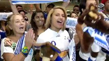 Tinga recebe apoio da torcida do Cruzeiro após caso de racismo