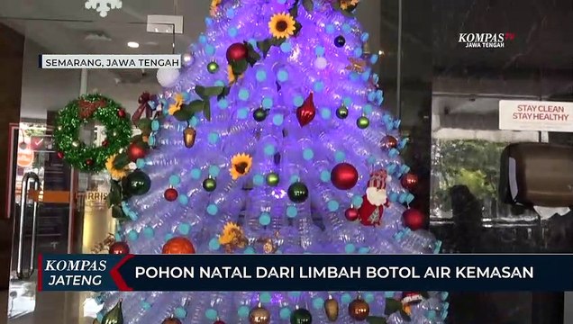 Unik, Pohon Natal dari Limbah Botol Air Kemasan