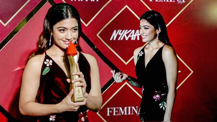 Rashmika Mandanna Aka Srivalli Looks Wow At Award Function