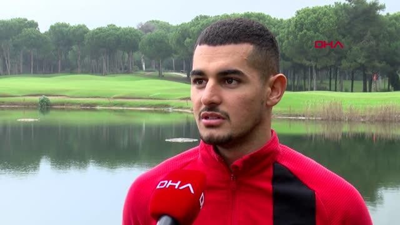 SPOR Fatih Karagümrüklü Levent Mercan: Pirlo beni sol bekte denemek istedi, ben de iyi oynadım