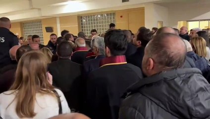 İmamoğlu davasında izdiham