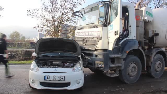 Otomobil tanker ile çarpıştı: 2 yaralı