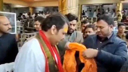 महाराष्ट्र के डिप्टी CM देवेंद्र फडणवीस पहुंचे उज्जैन, बाबा महाकाल के किए दर्शन