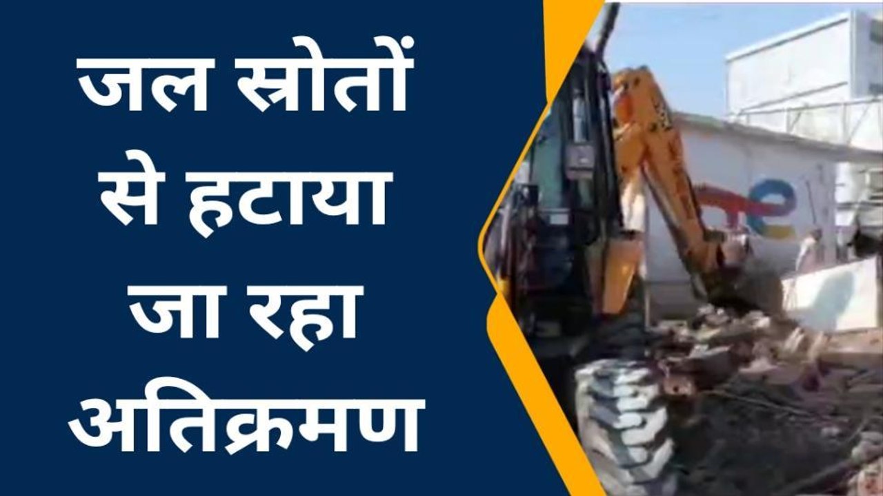 बक्सर: अतिक्रमण के विरुद्ध दूसरे दिन भी गरजा प्रशासन का बुलडोजर,ज्योति चौक से हटा अतिक्रमण