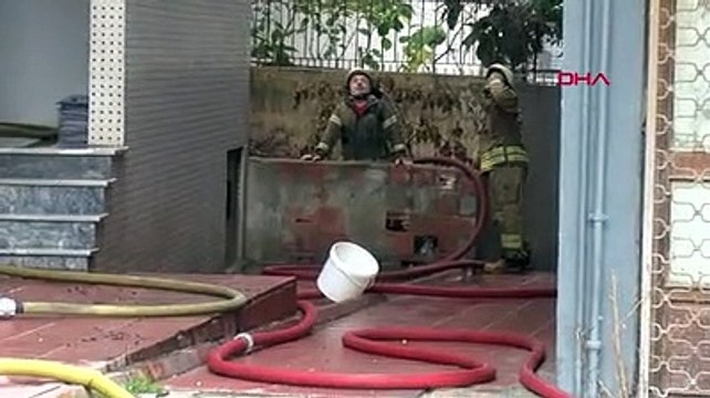 İstanbul'da marangoz deposunda yangın