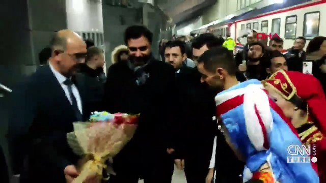 Turistik Doğu Ekspresi son durağı Kars’ta coşkuyla karşılandı