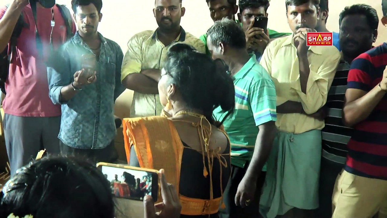 இந்த பெண்களின் தரமான ஆட்டம் திருவிழாவே களை கட்டும் | Ladies Dance