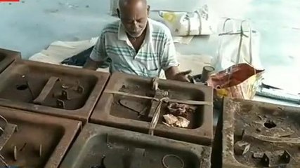 উঃদিনাজপুরঃ পঞ্চায়েত ভোটের প্রস্তুতি, ব্যালট বক্স মেরামতি শুরু প্রশাসনের