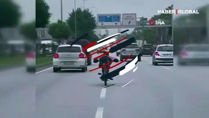 Trafikte görenleri hayrete düşüren görüntü! Sosyal medyada büyük tepki topladı