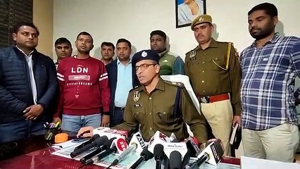 हत्या के मामले में फरार चल रहे चार बदमाशों को दबोचा