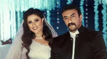 ياسمين عبدالعزيز تحتفل بعيد ميلاد أحمد العوضي