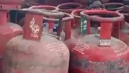 सीधी: आसमान छू रही एलपीजी सिलेंडर, कीमतों का बोझ उपभोक्ताओं पर पड़ रहा