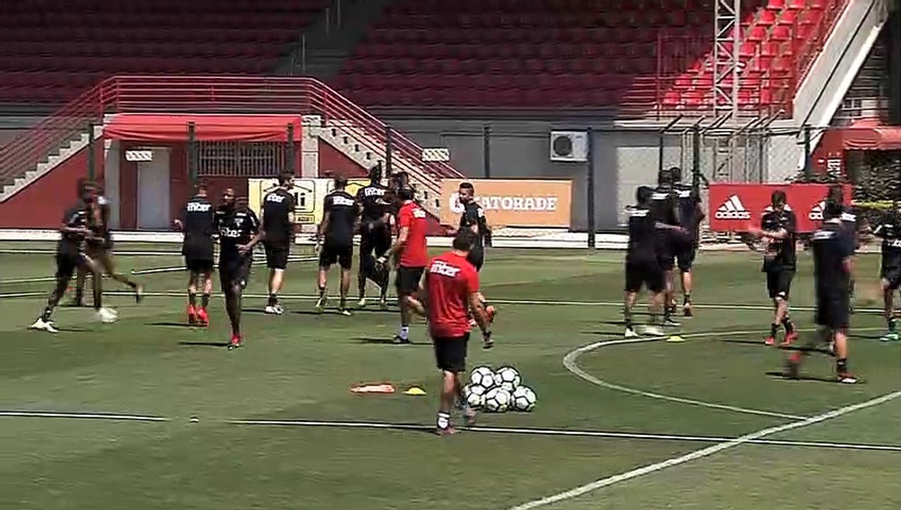 Mistério e caras novas veja como foi o treino do São Paulo