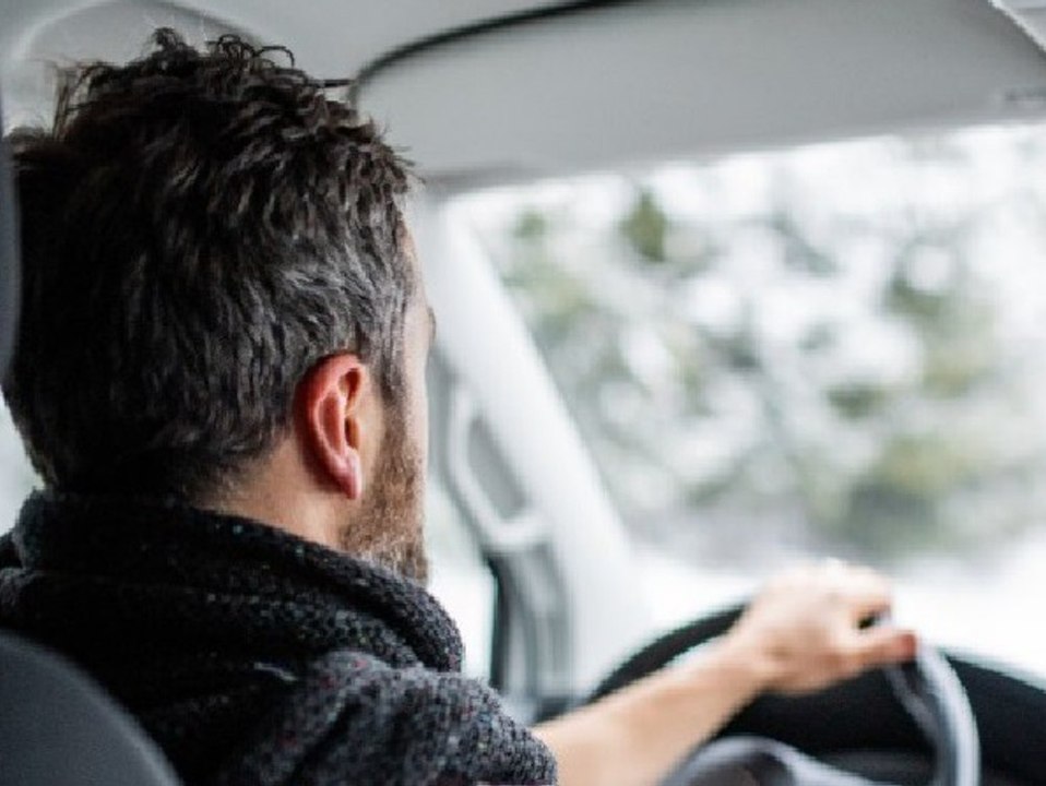Vorsicht auf der Straße! Das sollte man bei Blitzeis beachten