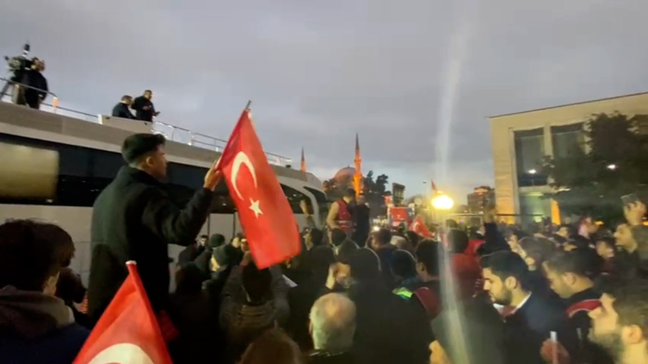 Karar Saraçhane’de yuhalamaya protesto edildi