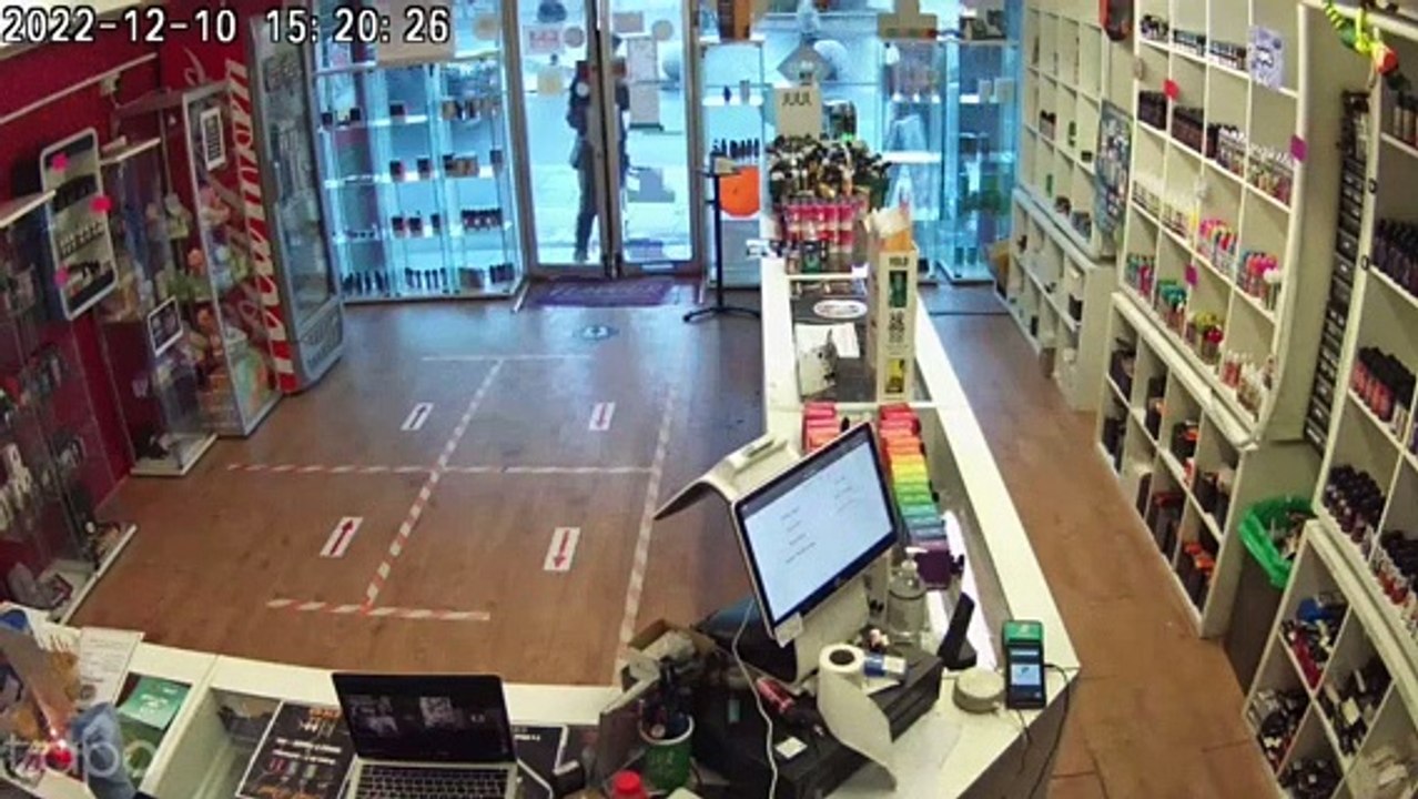 TJ’S E-Cigarettes limited was attacked by a group of teenagers
