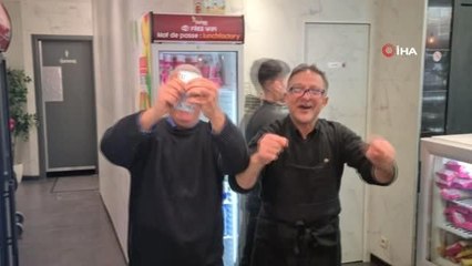 Brüksel'de nefesler tutuldu maç saati bekleniyor