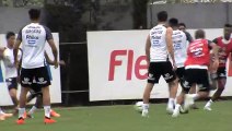 Imagens do treino do Santos que se prepara para enfrentar o Cruzeiro