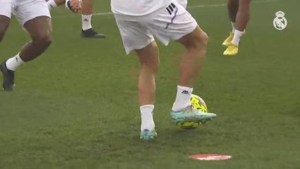 Ancelotti dirige un nuevo entrenamiento del Real Madrid
