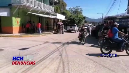 下载视频: ¡Brutal! Desconocidos ultiman a mujer en el Centro de El Negrito, Yoro