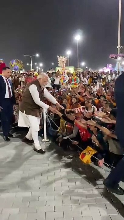 Ahmedabad: प्रमुख स्वामी महाराज शताब्दी महोत्सव का आगाज, पीएम मोदी ने किया उद्घाटन