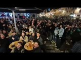 France-Maroc : la Marseillaise reprise en cœur sur le Vieux-Port