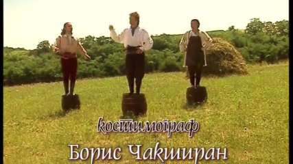 Crni Gruja - S02 E03 - Demokratija ili diktatura 2