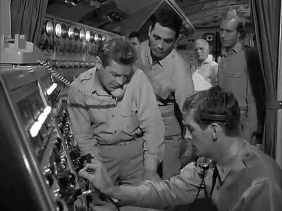 Voyage to the Bottom of the Sea - Se1 - Ep09 HD Watch HD Deutsch