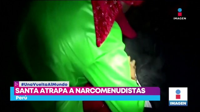 Agente disfrazado de Santa Claus atrapa a narcomenudistas en Perú