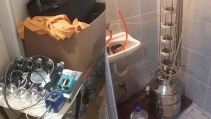 Sahte içkinin tuvalet ve merdivenin altında üretilmesi polisin kamerasına yansıdı