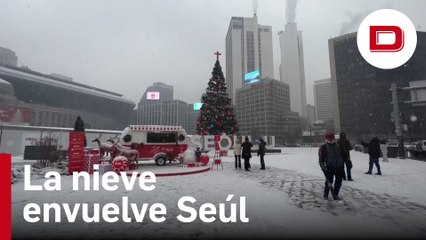 Seúl despierta cubierta de nieve por las bajas temperaturas