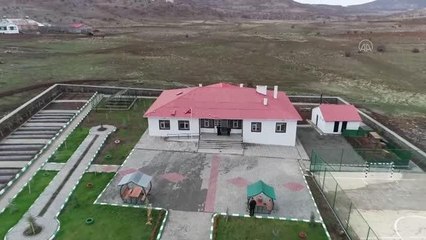 Köy yaşam merkezi eğitimden sağlığa birçok hizmet sunuyor