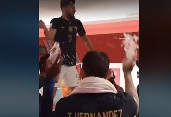 Euphorie des Bleus en finale, du vestiaire à l'hôtel