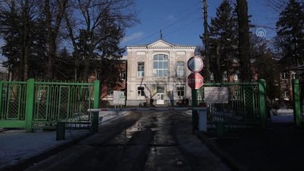 Harkiv'de sağlık çalışanları ve çocuklar için kurşun geçirmez yelek dağıtıldı