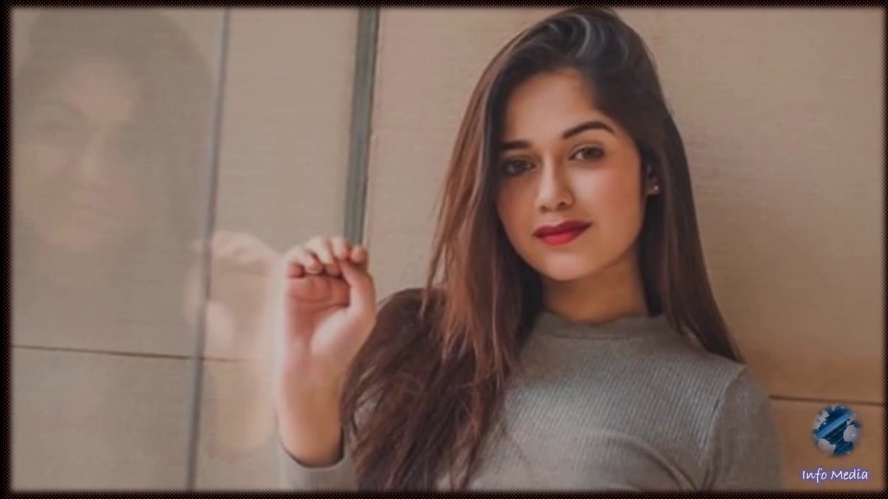 Top 10 Most followed Female Tiktokers of India in 2022 | Ages, Bio, & Followers | Top 10 Most Popular female Tiktokers of India In 2022 | Info Media |